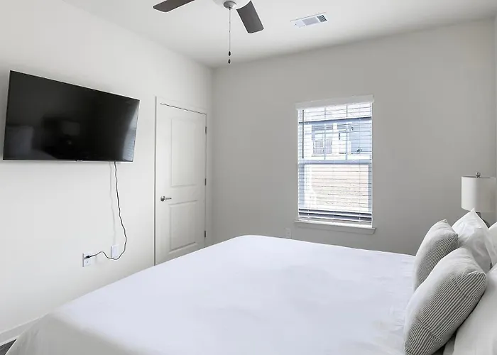 Apartment Landing Spectacular 1bd In North Worth *