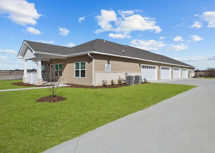 Landing Spectacular 1bd In North Worth *