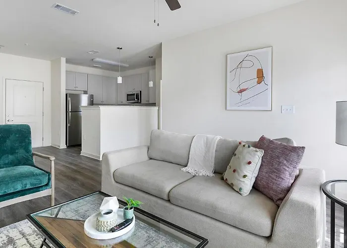 Landing Spectacular 1bd In North Worth Fort Worth