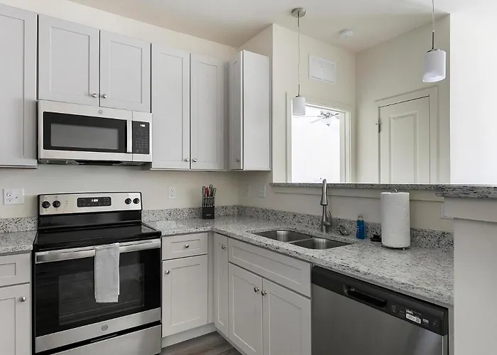 Landing Stunning 1Bd In North Fort Worth *